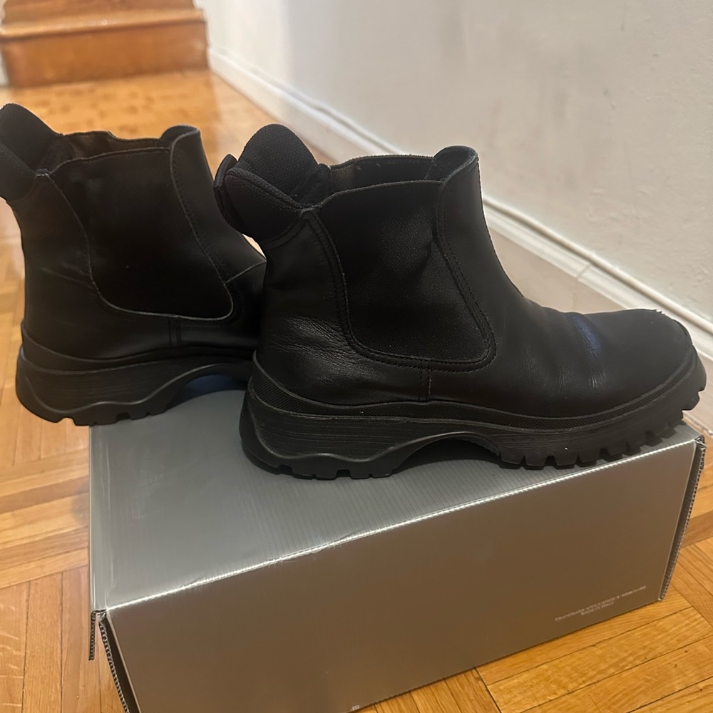 Prada Chelsea Boots - Picture 7 of 9